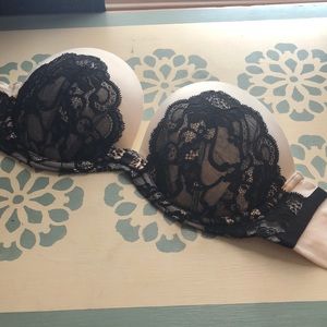 VS Strapless Very Sexy Push-up Bra